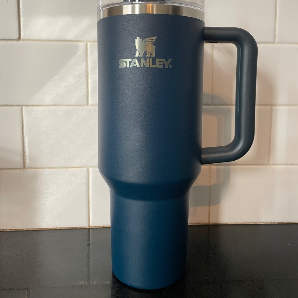 Stanley 40oz H2.0 FlowState Quencher Tumbler Navy Voyage -Hearth & Hand